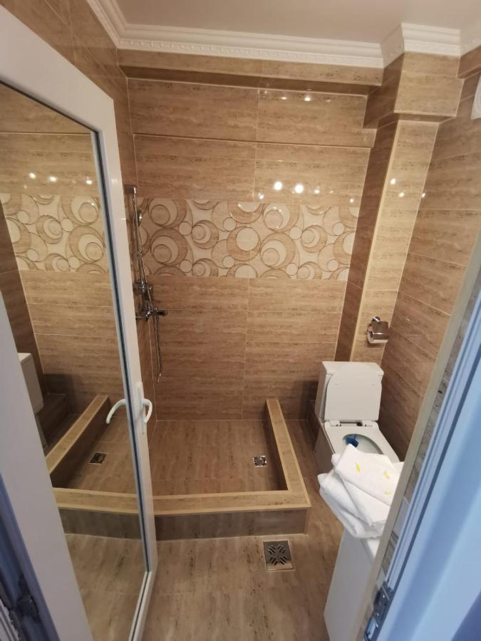 1 Small Studio, Central, Self Check In * Sinaia